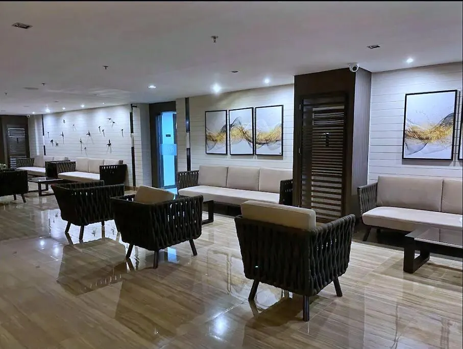 1Br Free Parking With Balcony Near Rcbc, Trident, Mmc Apartment Manila 0*,