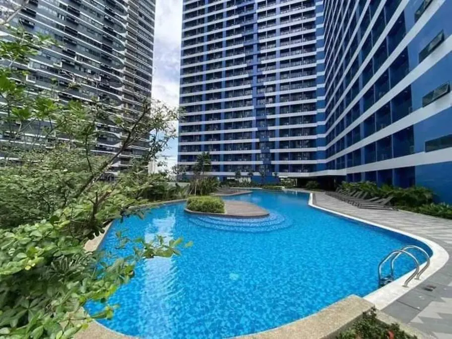 1Br Free Parking With Balcony Near Rcbc, Trident, Mmc Apartment Manila