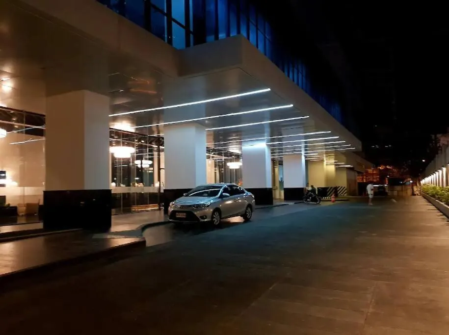 1Br Free Parking With Balcony Near Rcbc, Trident, Mmc Apartment Manila