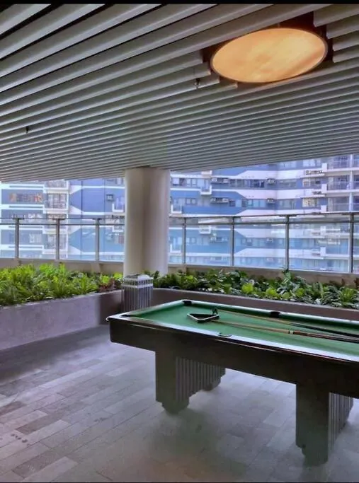 1Br Free Parking With Balcony Near Rcbc, Trident, Mmc Apartment Manila